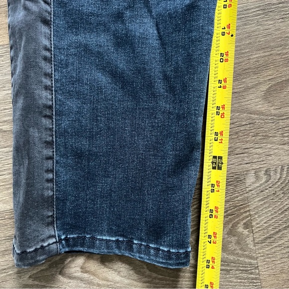 NWT Democracy Ab-Solution Side Stripe Straight Leg Jeans Plus Women's size 20W - Picture 8 of 8